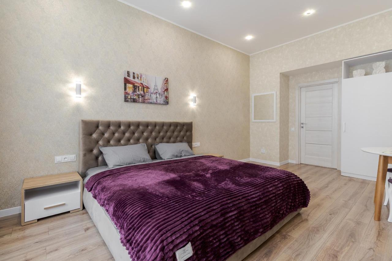 Luxury Flat In Downtown 2 Apartment Lviv Exterior photo